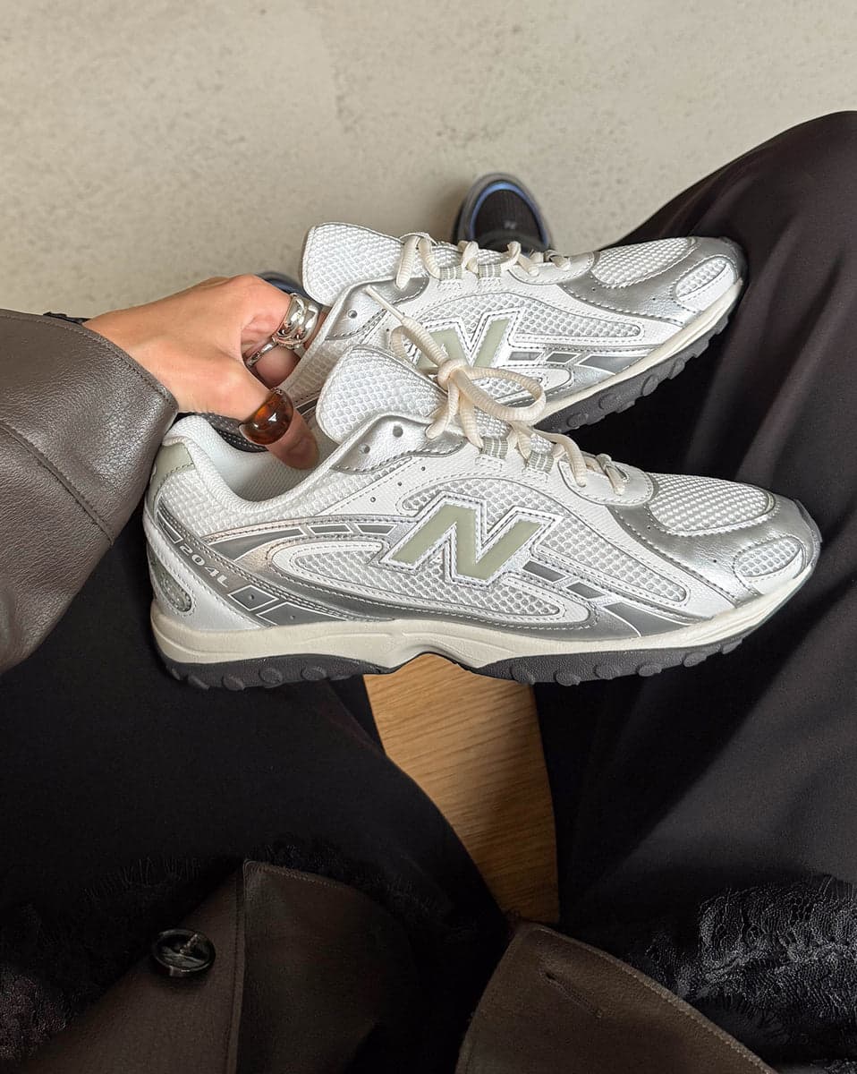 204L new balance unixex shoes